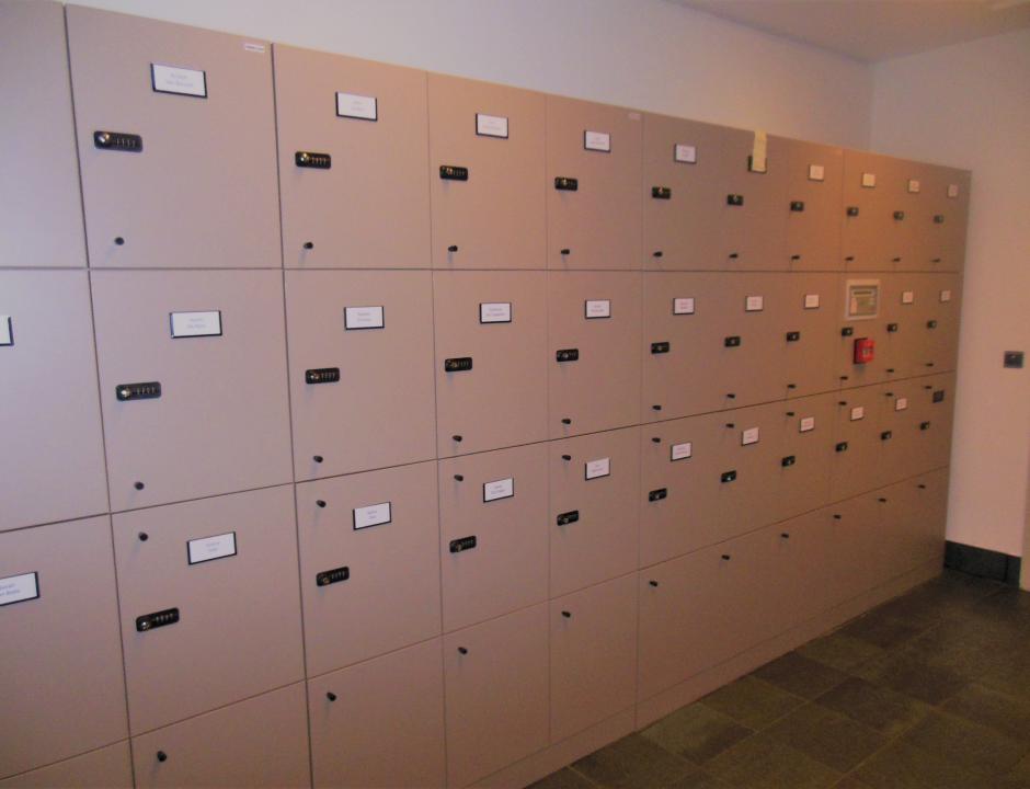 Cloison-lockers